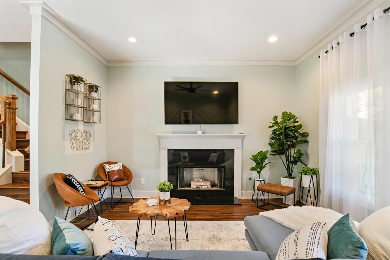 Sun Lit Modern Home With Good Vibes And Lots Of Coffee - Designedbydom Atlanta Zewnętrze zdjęcie