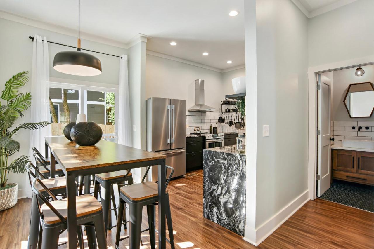 Sun Lit Modern Home With Good Vibes And Lots Of Coffee - Designedbydom Atlanta Zewnętrze zdjęcie